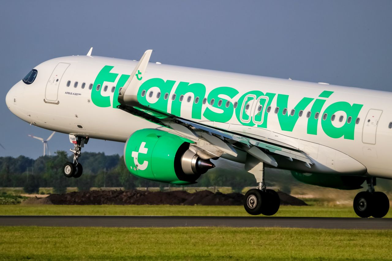 Transavia rocking Iris